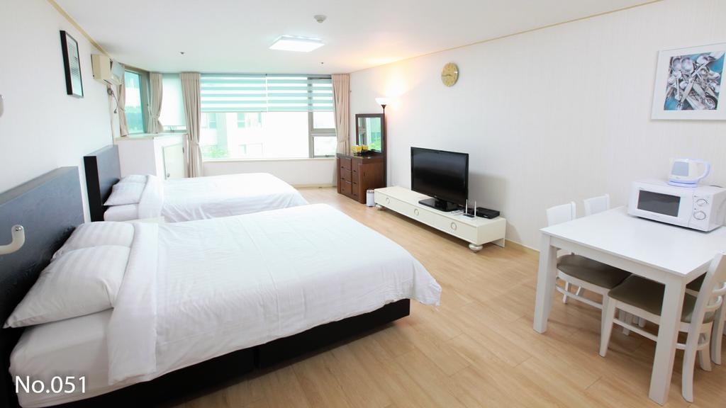 Lake & Stay Goyang Exteriör bild