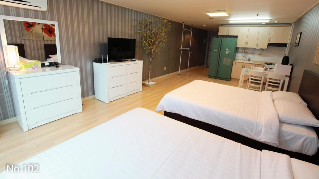 Lake & Stay Goyang Exteriör bild
